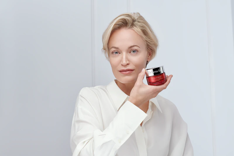 Creme Noturno Regenerador Dra. Irena Eris ScientiVist