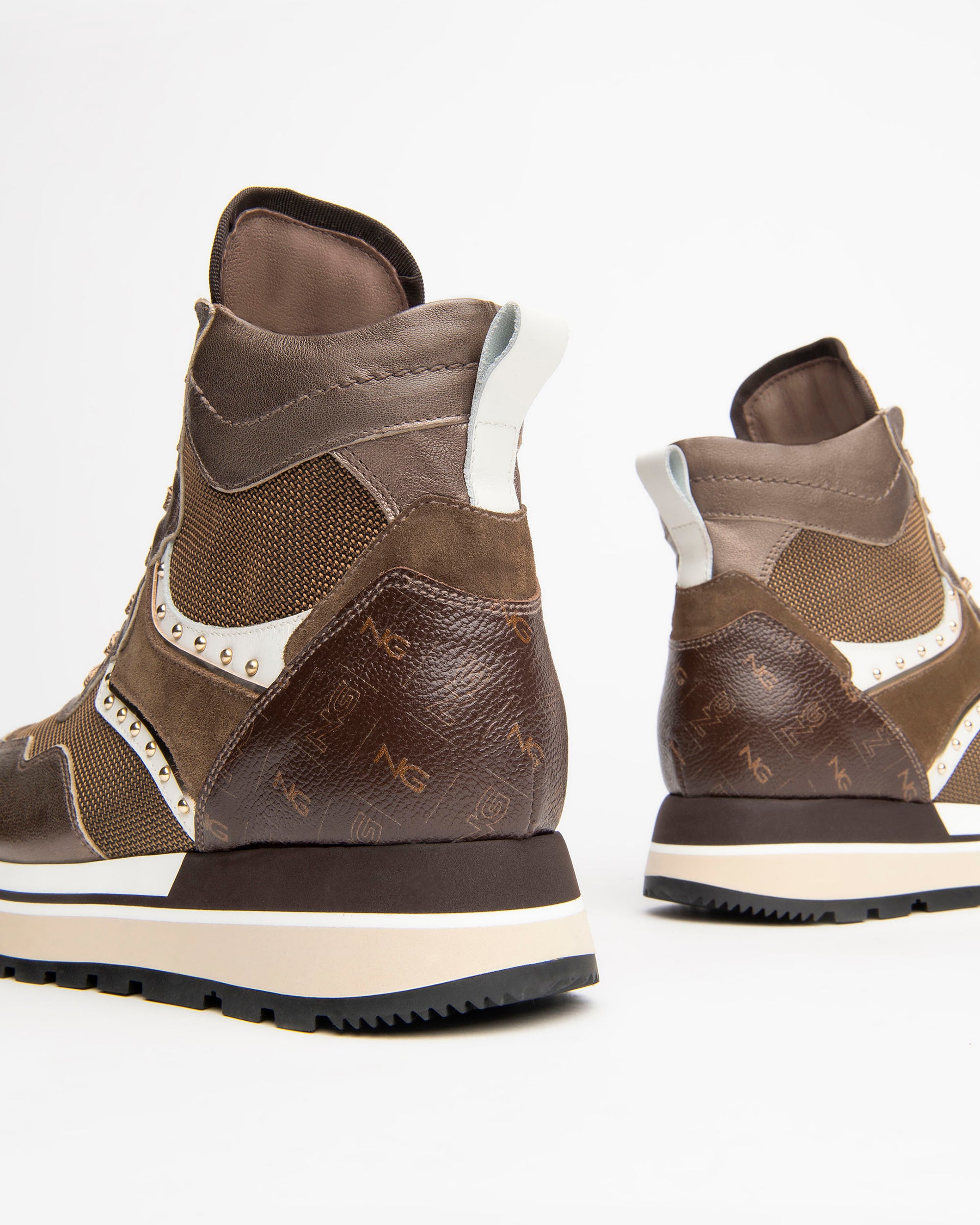  Damen-Sneaker mit hohem Schaft aus Leder und Wildleder