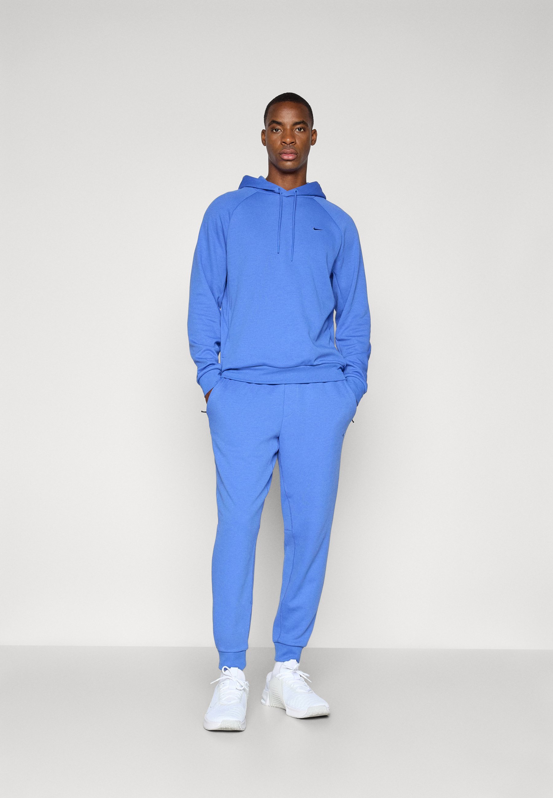 Nike Performance PRIMARY JOGGER PANT - Trainingsbroek - komeetblauw