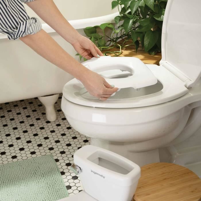 Ingenuity Mini WC per bambini con riduttore per sedile incluso, scarico musicale e vano porta salviettine integrato, bianco