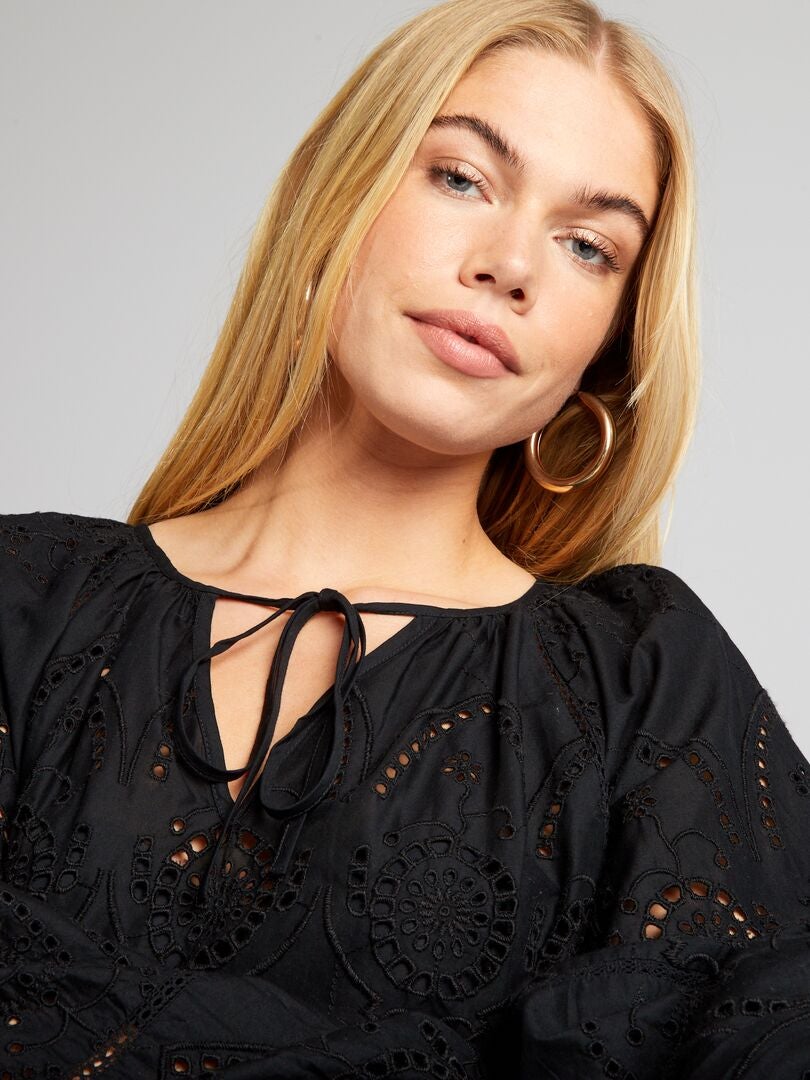 Blouse met borduurwerk en kant - zwart