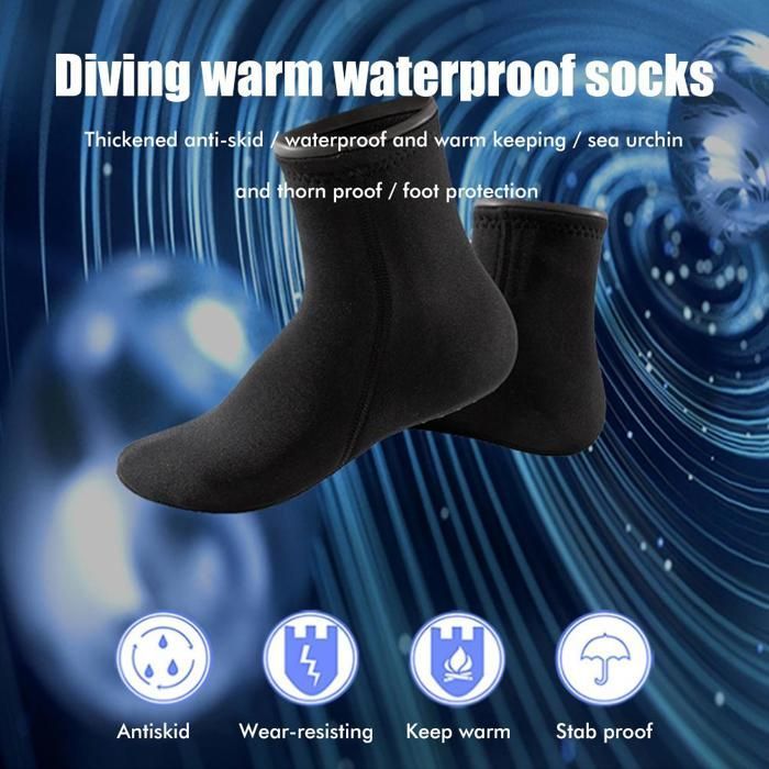 pair of unisex 3mm neoprene diving socks, non-slip and thermal, ideal for diving and swimming
