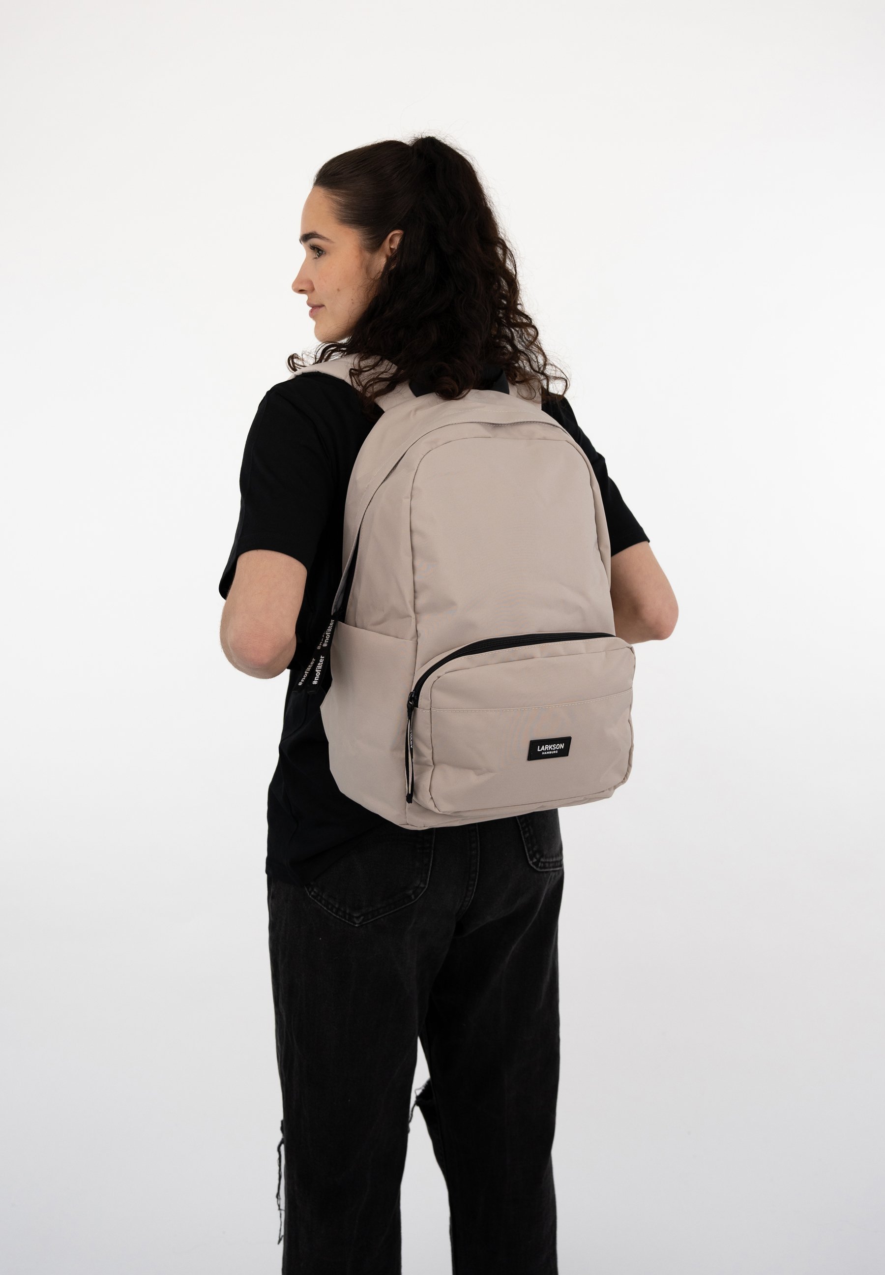 Mochila escolar Larkson NO 3 - cor areia