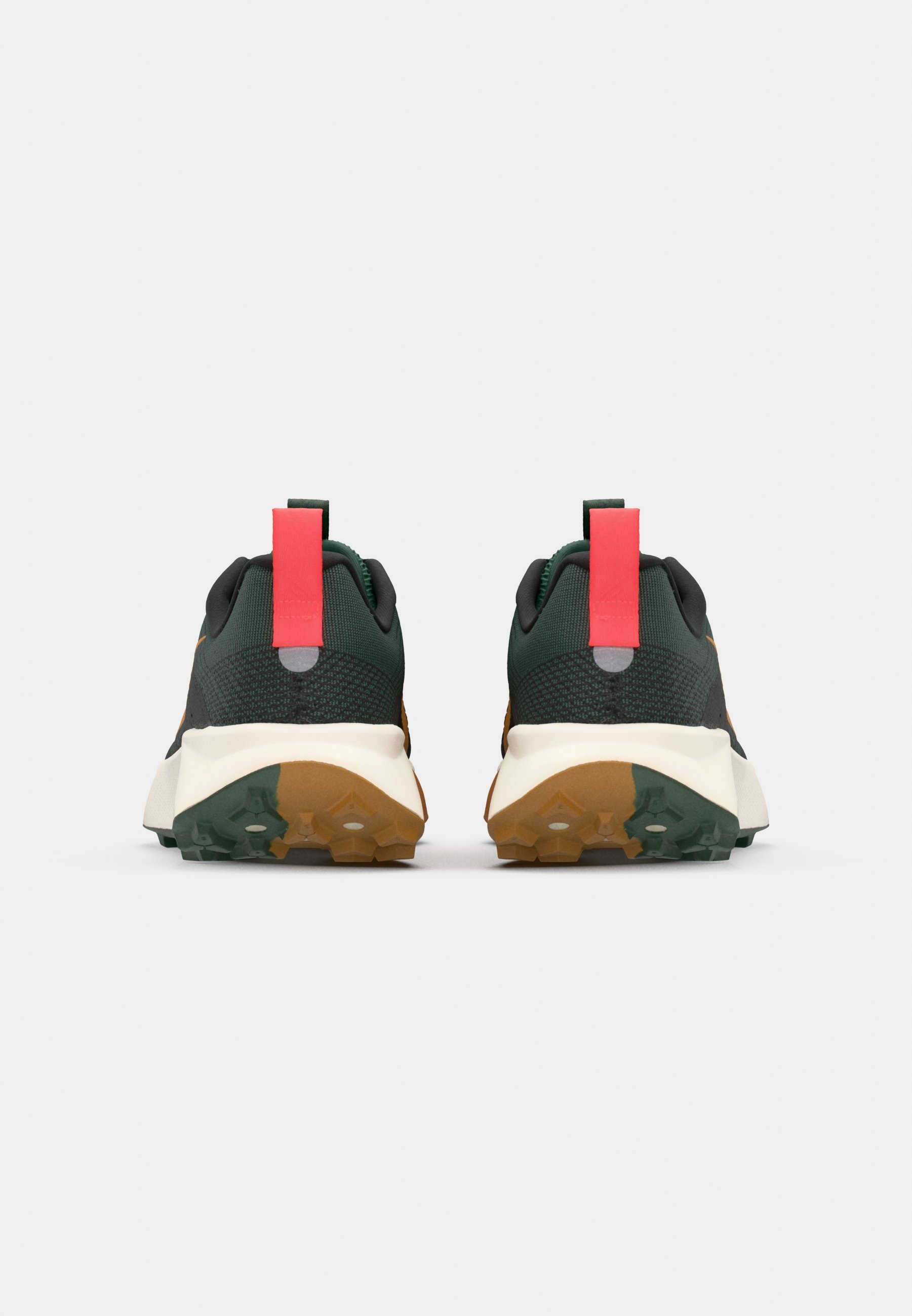 Nike Performance REACTX WILDHORSE 10 - Běžecké boty do terénu - black/desert ochre/fire/bright crimson/sail