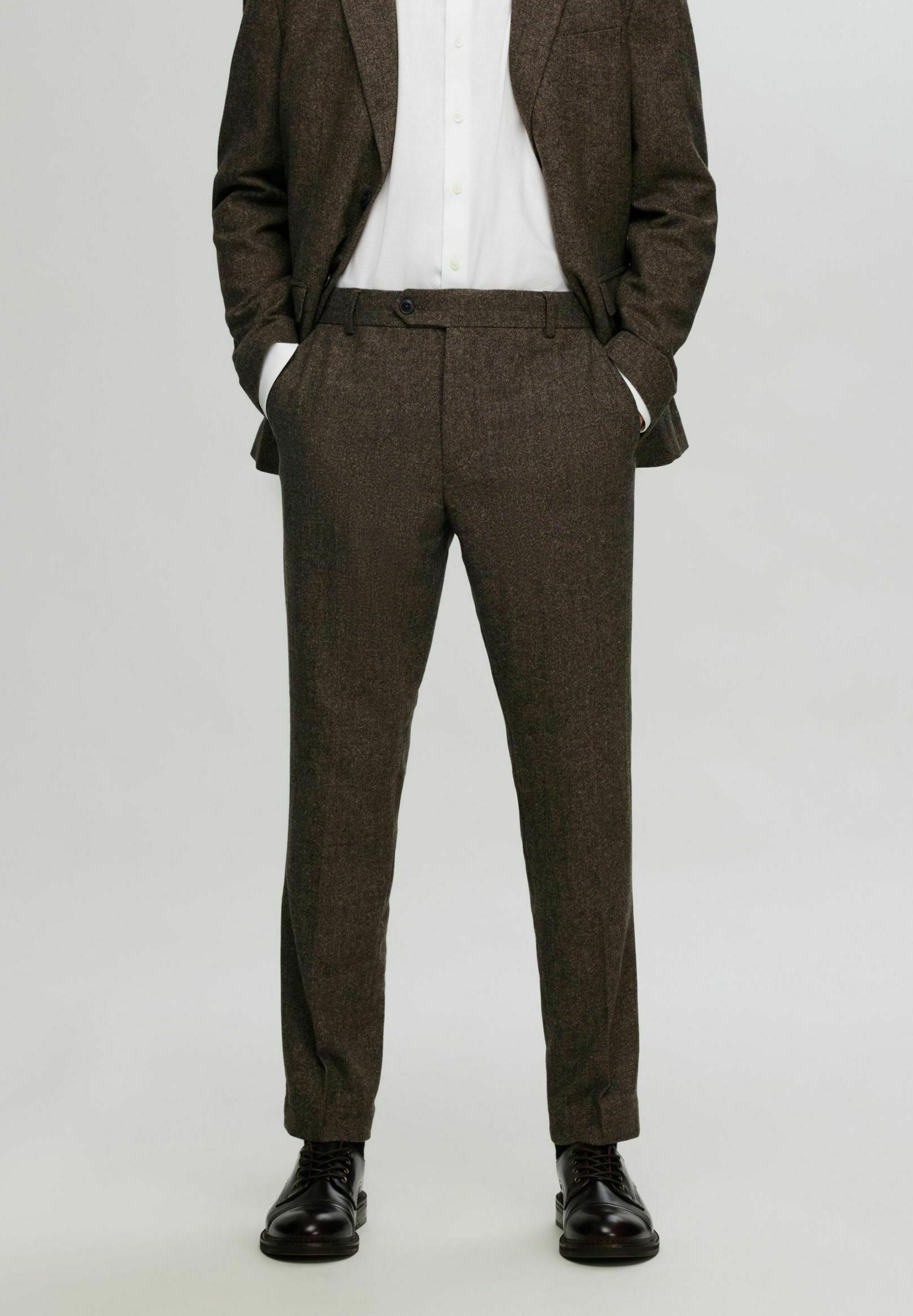 Geselecteerde Homme geruite chino's - brownie