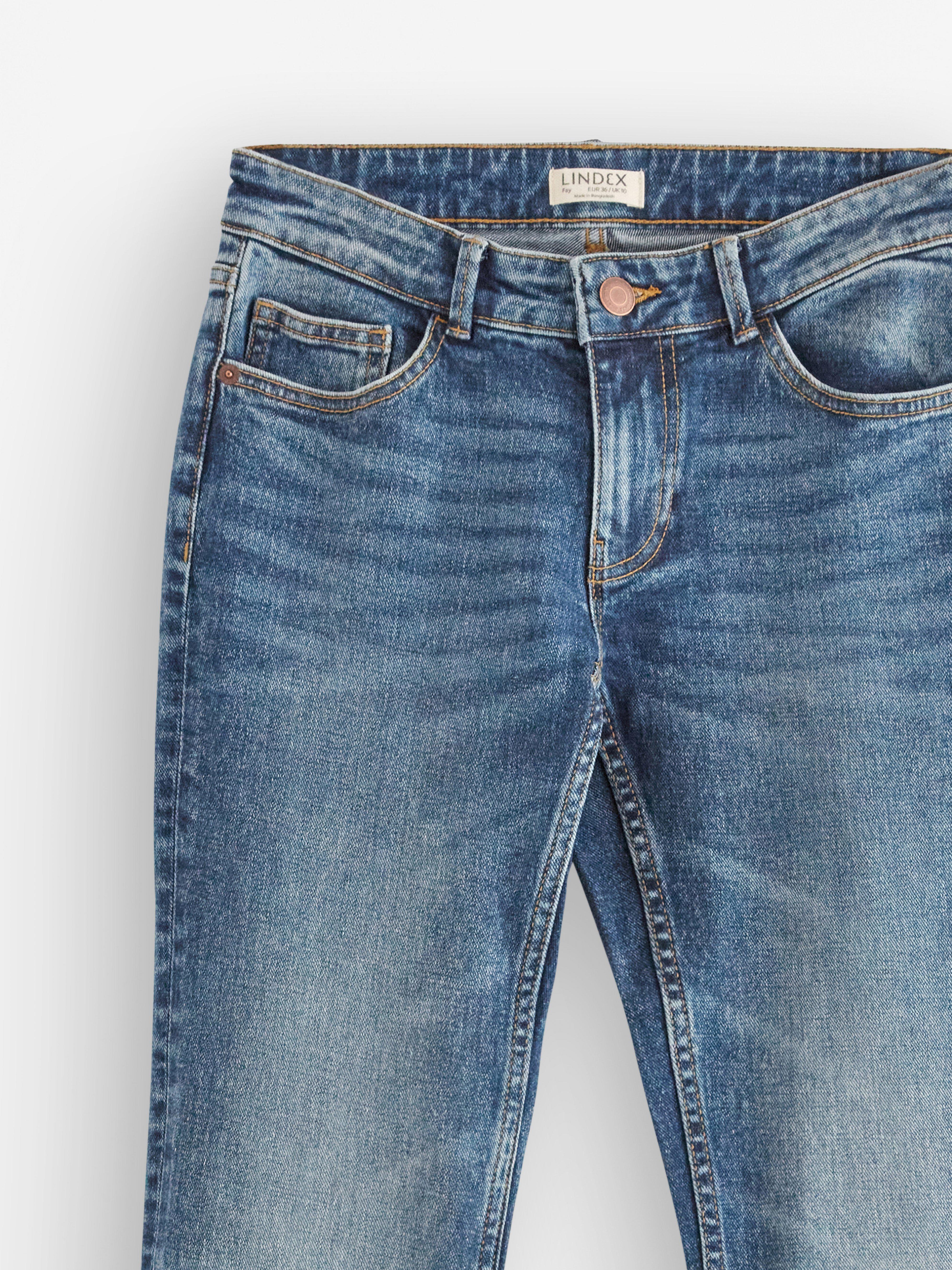 Pantalones vaqueros elásticos FLARE Fay de talle bajo, color azul vaquero.