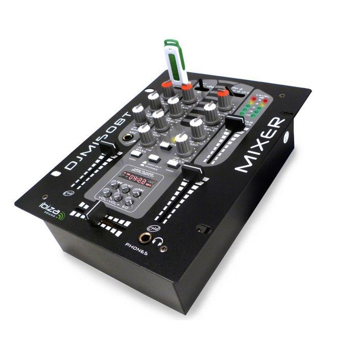 Kit composto da amplificatore Sound DJM300-BT e mixer HP da 500W con USB e Bluetooth.