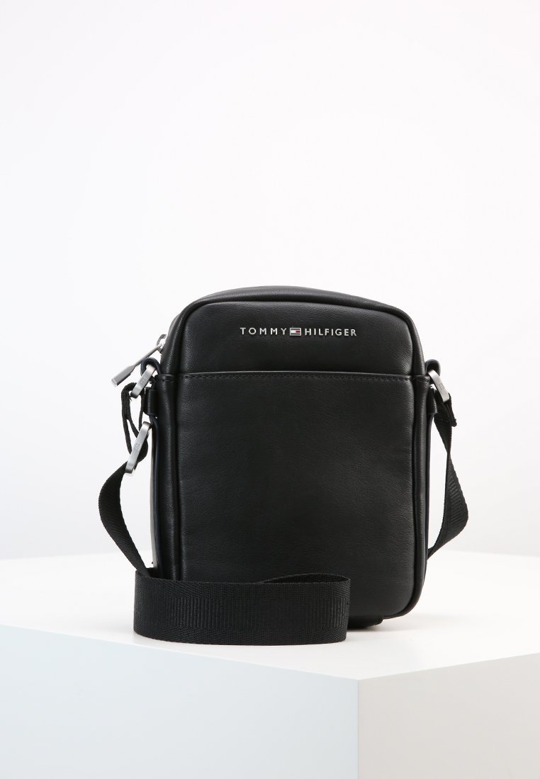Tommy Hilfiger schoudertas - zwart