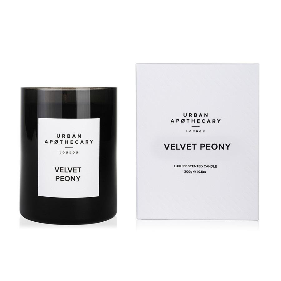 Dišeča sveča Urban Apothecary Velvet Peony - 300 g