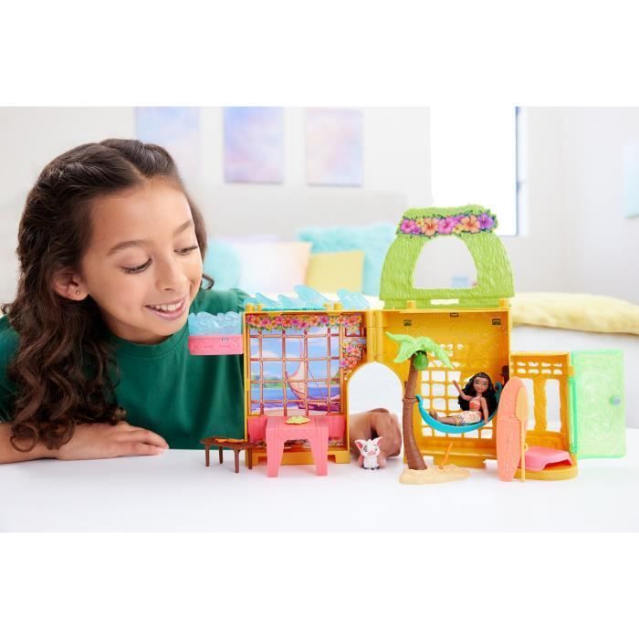 Conjunto de casa de bonecas Disney Moana Stacking Stories com uma pequena boneca Moana, 1 amiguinho animal e 9 acessórios - MATTEL