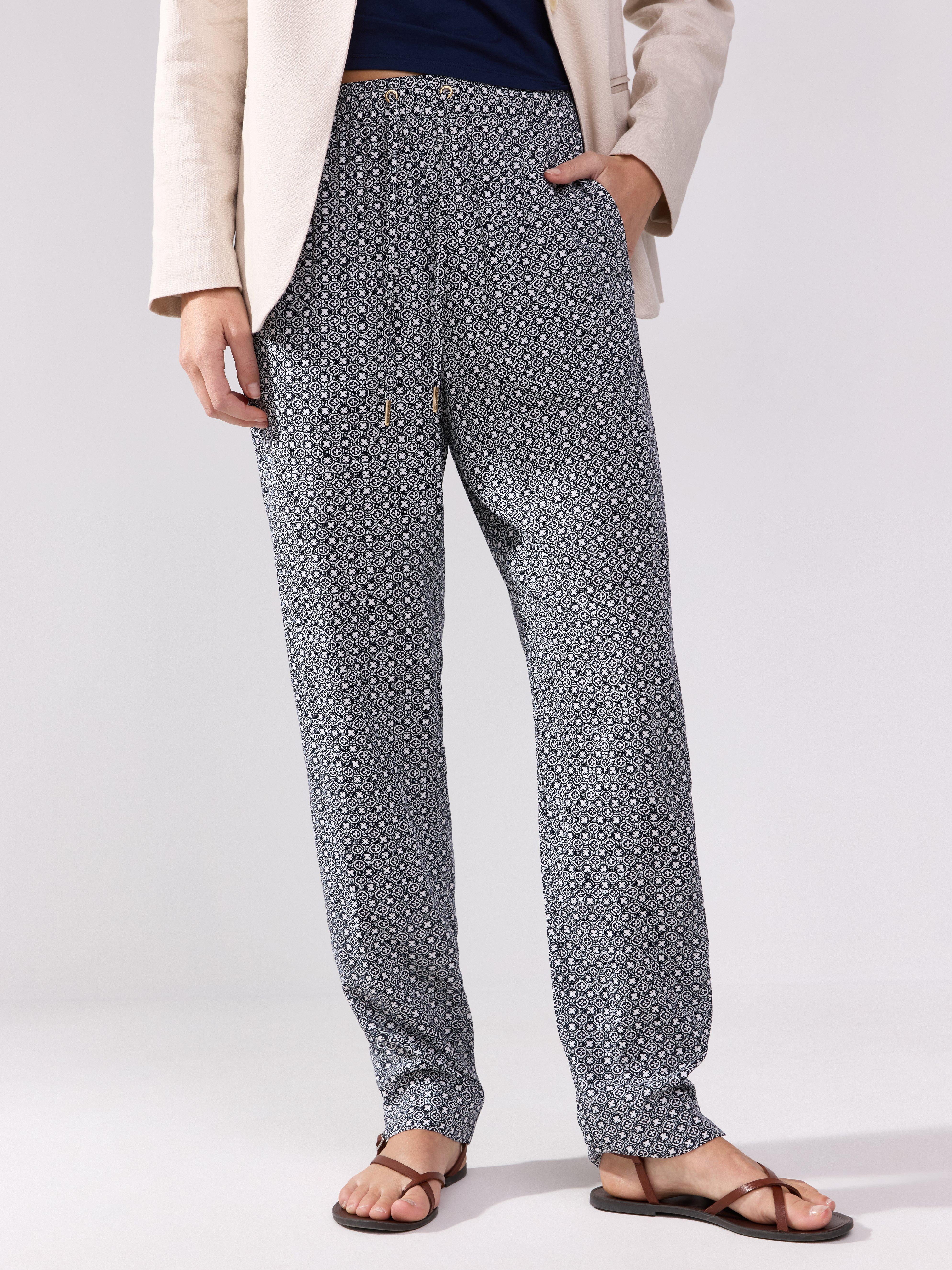 Calça cropped afunilada AVA azul marinho escuro