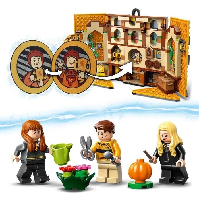 LEGO® Harry Potter 76412 Hufflepuff House Crest - Toy with Minifigures and Hogwarts Castle Decoration