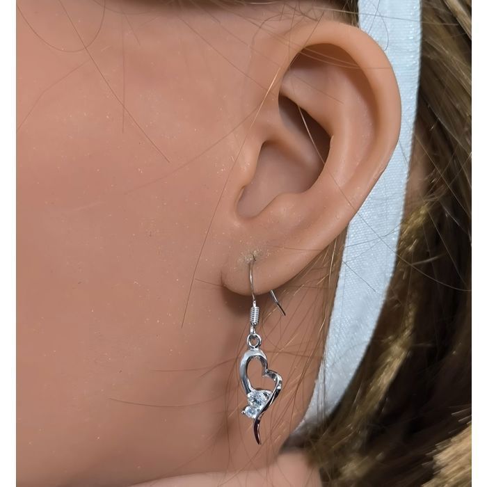 Brincos femininos pendentes em formato de coração com cristal branco em prata de lei 925 (35 x 10 mm).