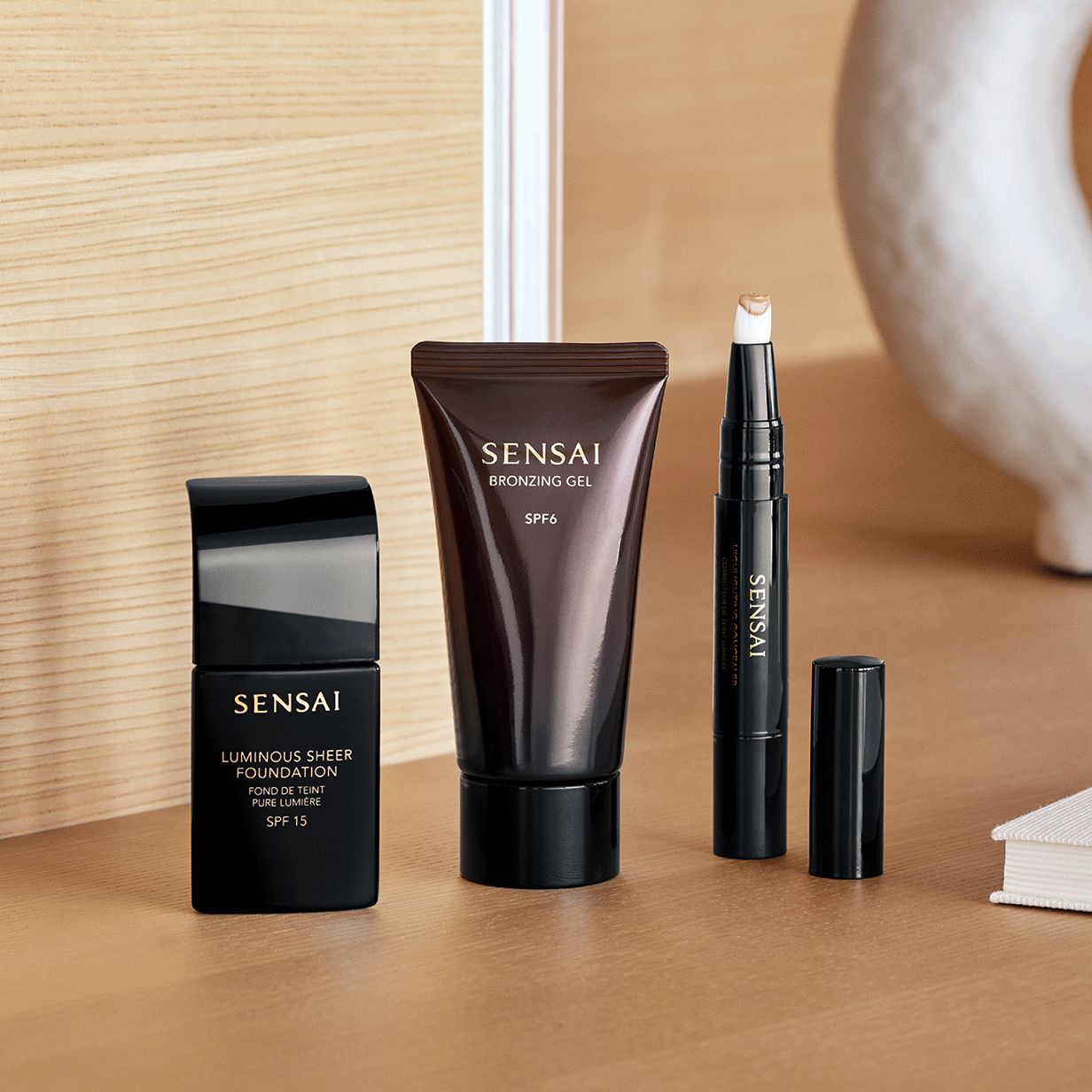 Luminous Sheer Foundation podloga za šminku Luksuzne podloge za šminku