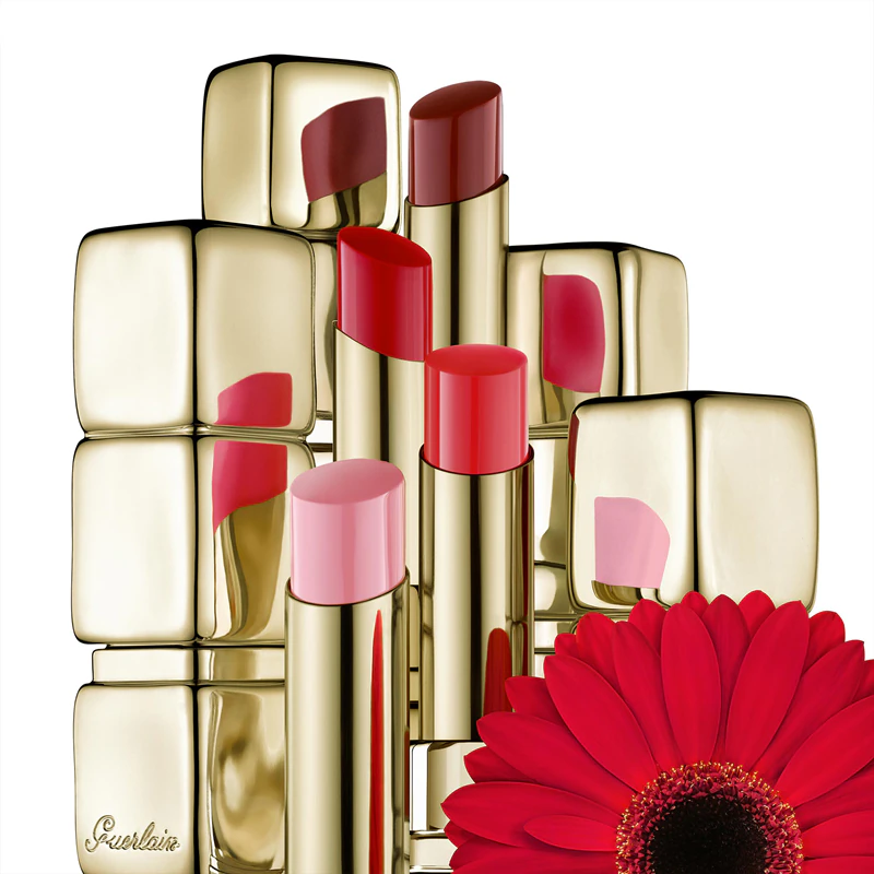 Batom brilhante KissKiss Shine Bloom da GUERLAIN