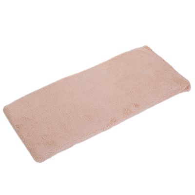 Fensterbankmatte aus Plüsch – Hellbeige