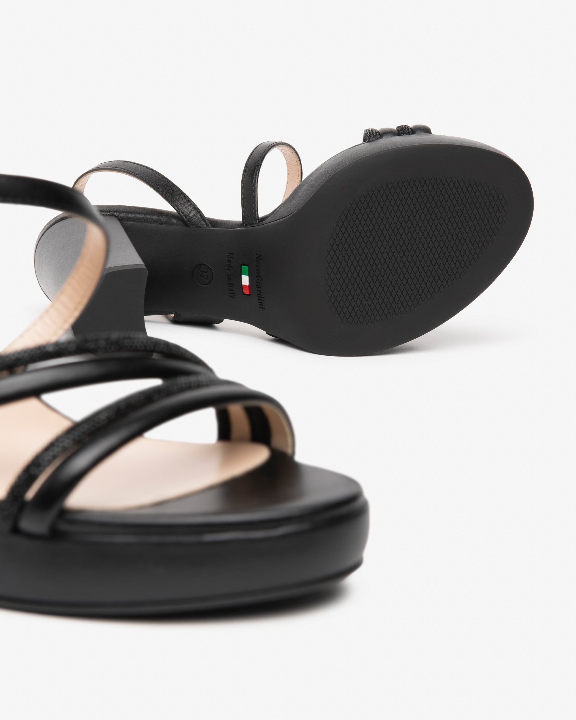  Sandales en cuir pour femmes