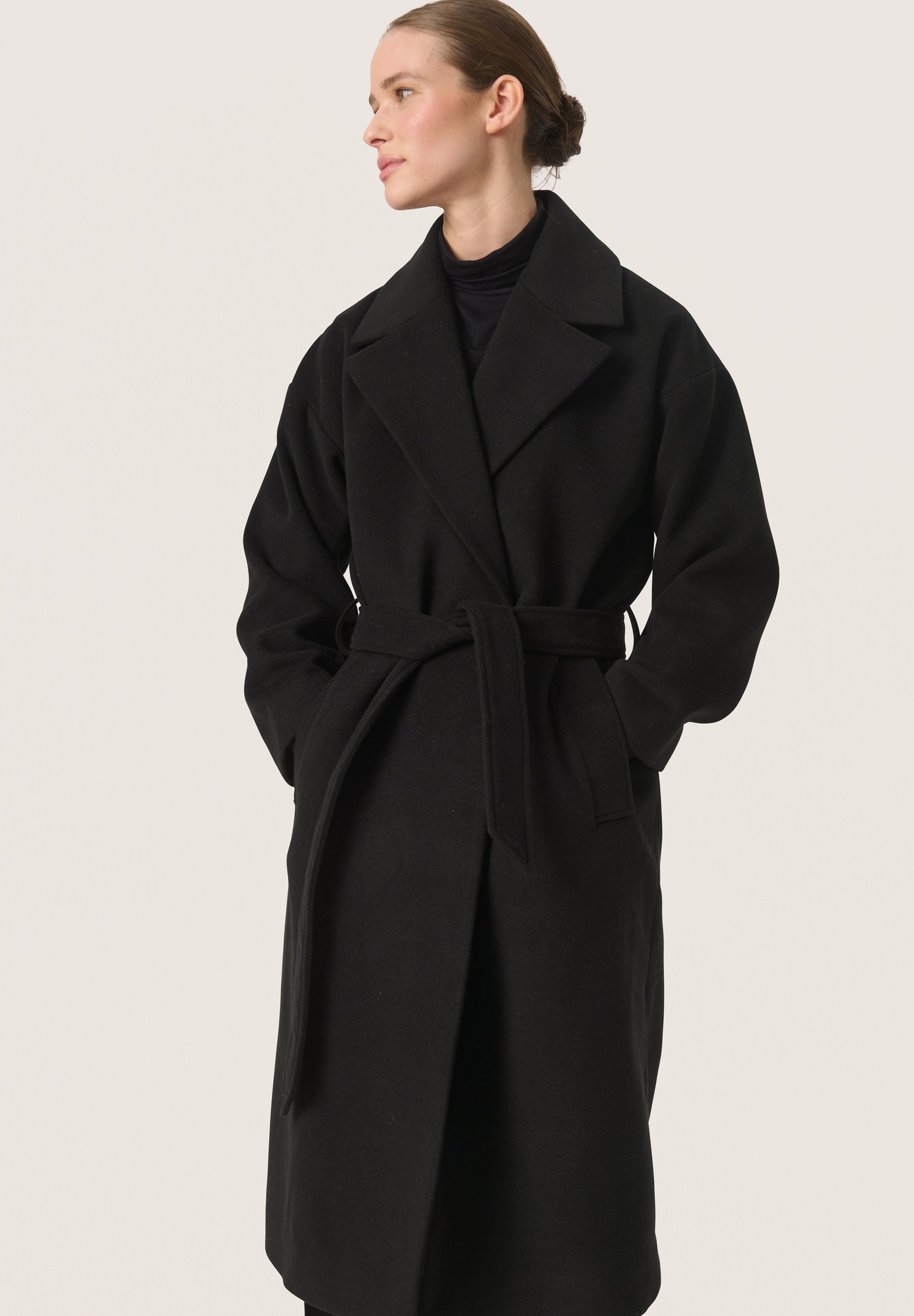 SOAKED IN LUXURY RUBIE BELTED - Kåpe/kåpe - black