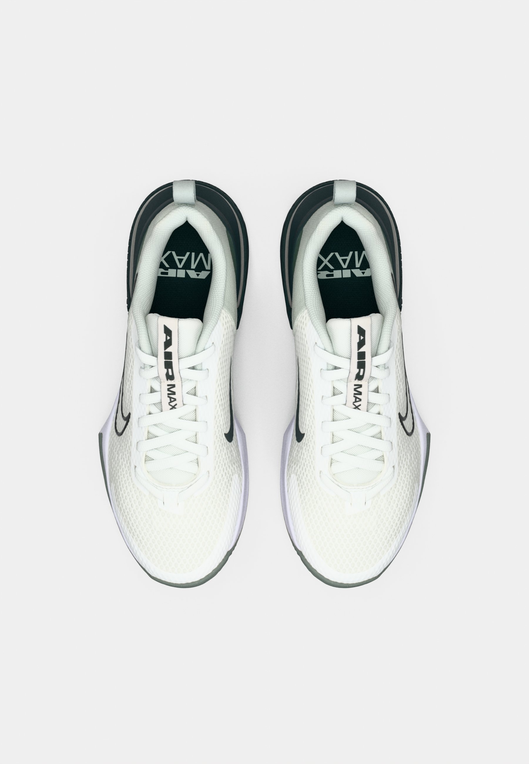 Nike Performance AIR MAX ALPHA 6 - Treningssko - summit white/seaweed/light silver-coloured/seaweed/clay green