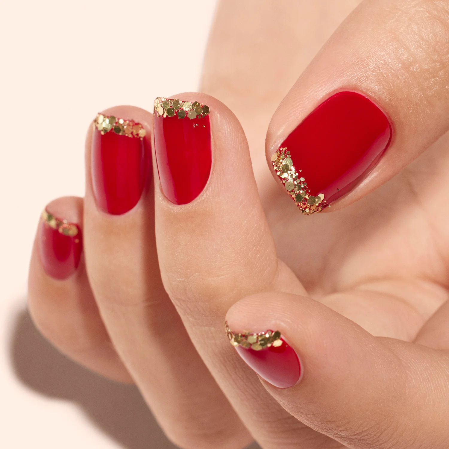 NAIL ART Duo ready to party