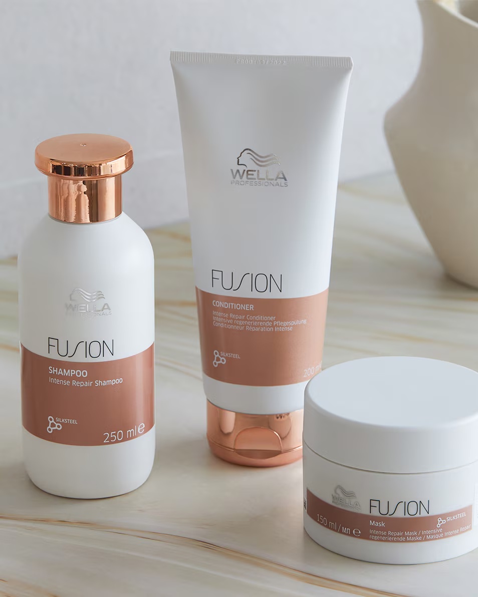 Mască Fusion WELLA PROFESSIONALS pentru păr uscat și deteriorat