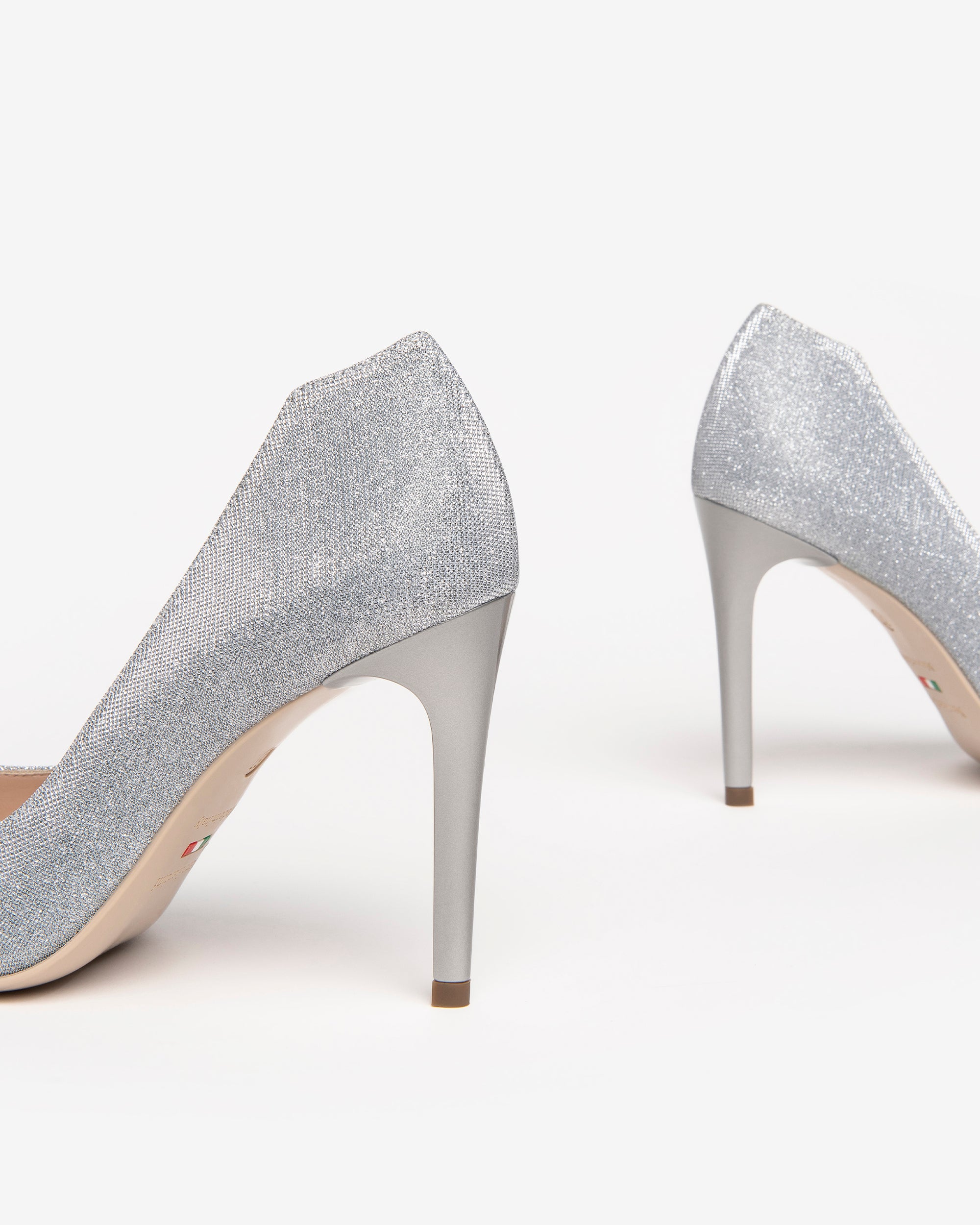  Damen-Pumps aus Leder