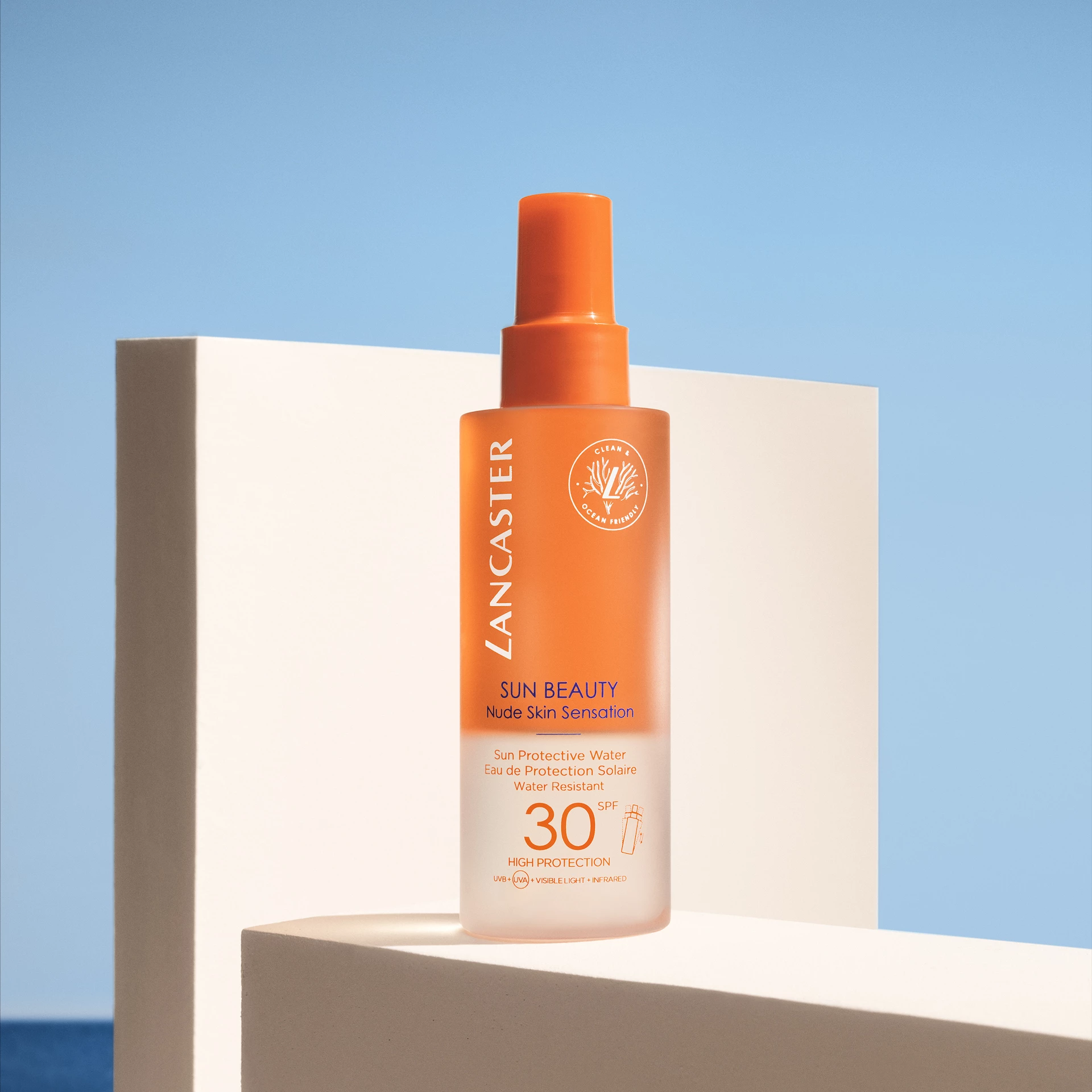 Napvédő arc- és testápoló SPF30 napvédő víz 150 ml - Lancaster