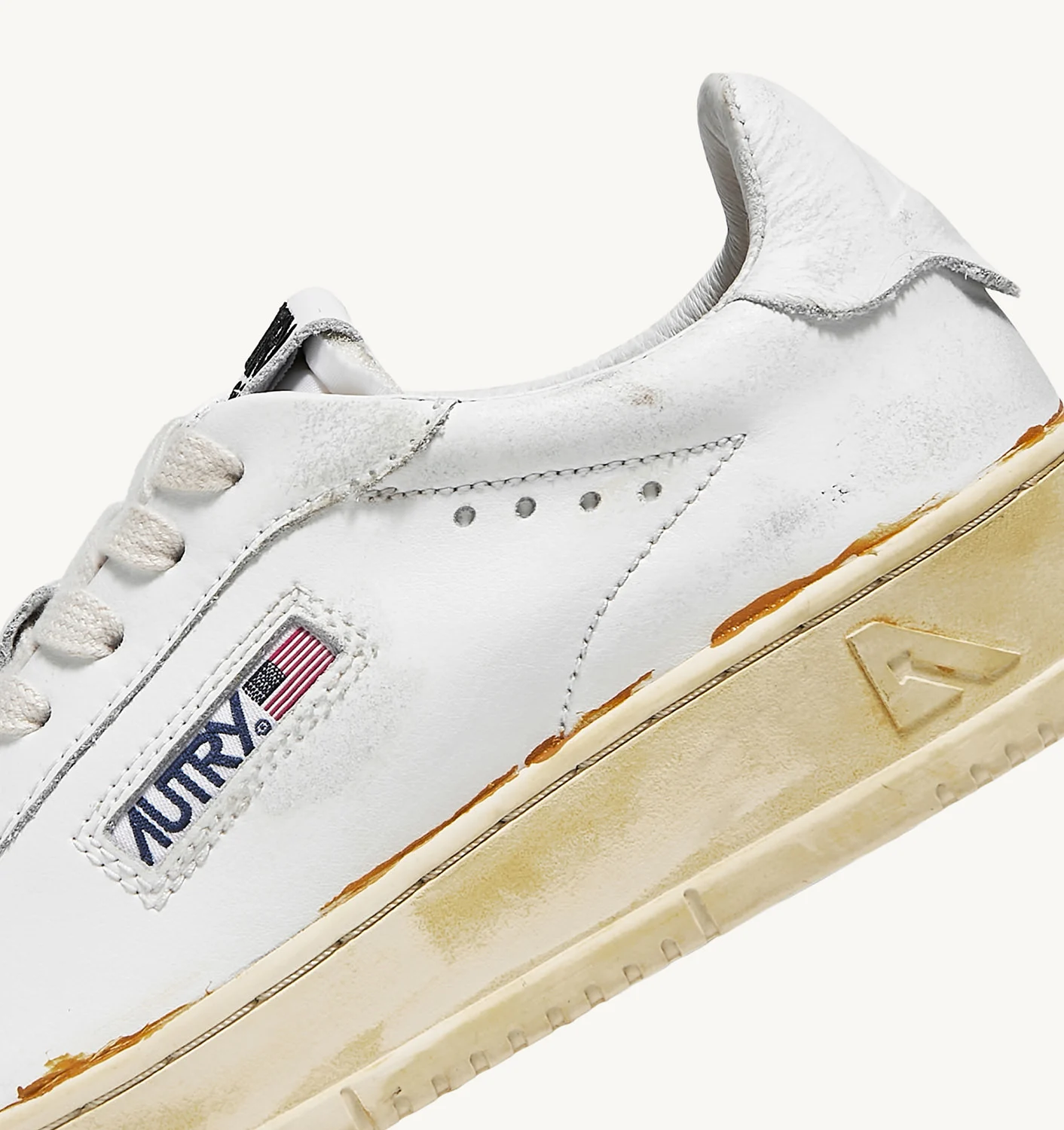 SNEAKERS DALLAS SUPER VINTAGE LOW IN PELLE BIANCA