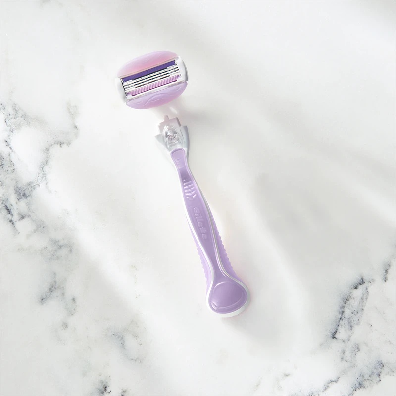 Britvica Gillette Venus ComfortGlide Breeze + nadomestna rezila