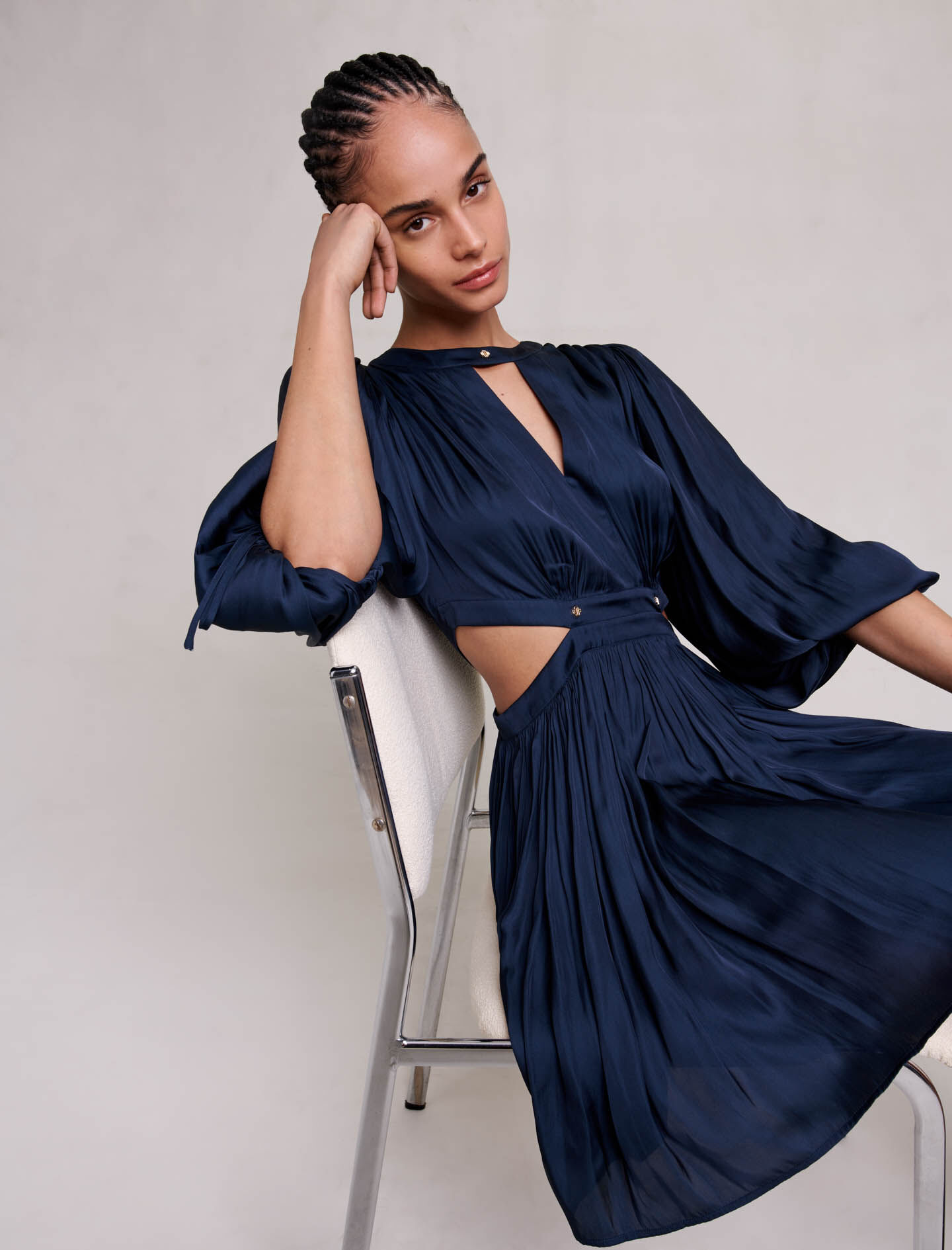Rochie scurtă din satin - Bleumarin