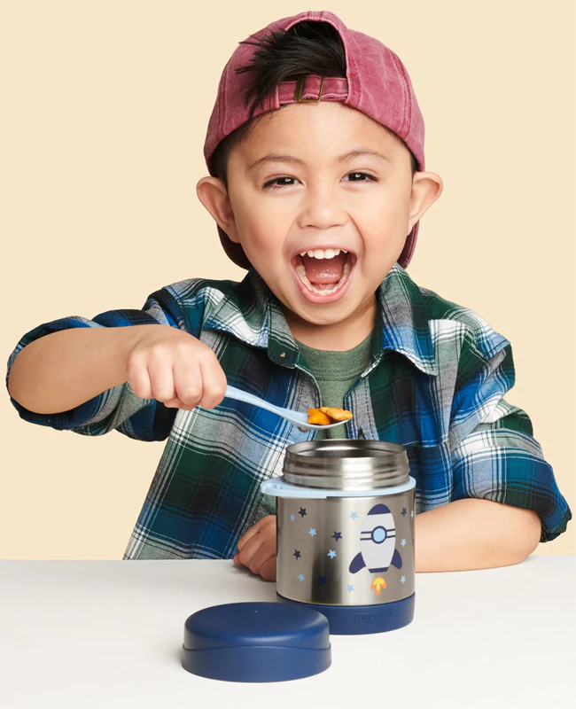 Conjunto de louça Skip Hop Spark Style Rocket para crianças a partir de 3 anos.