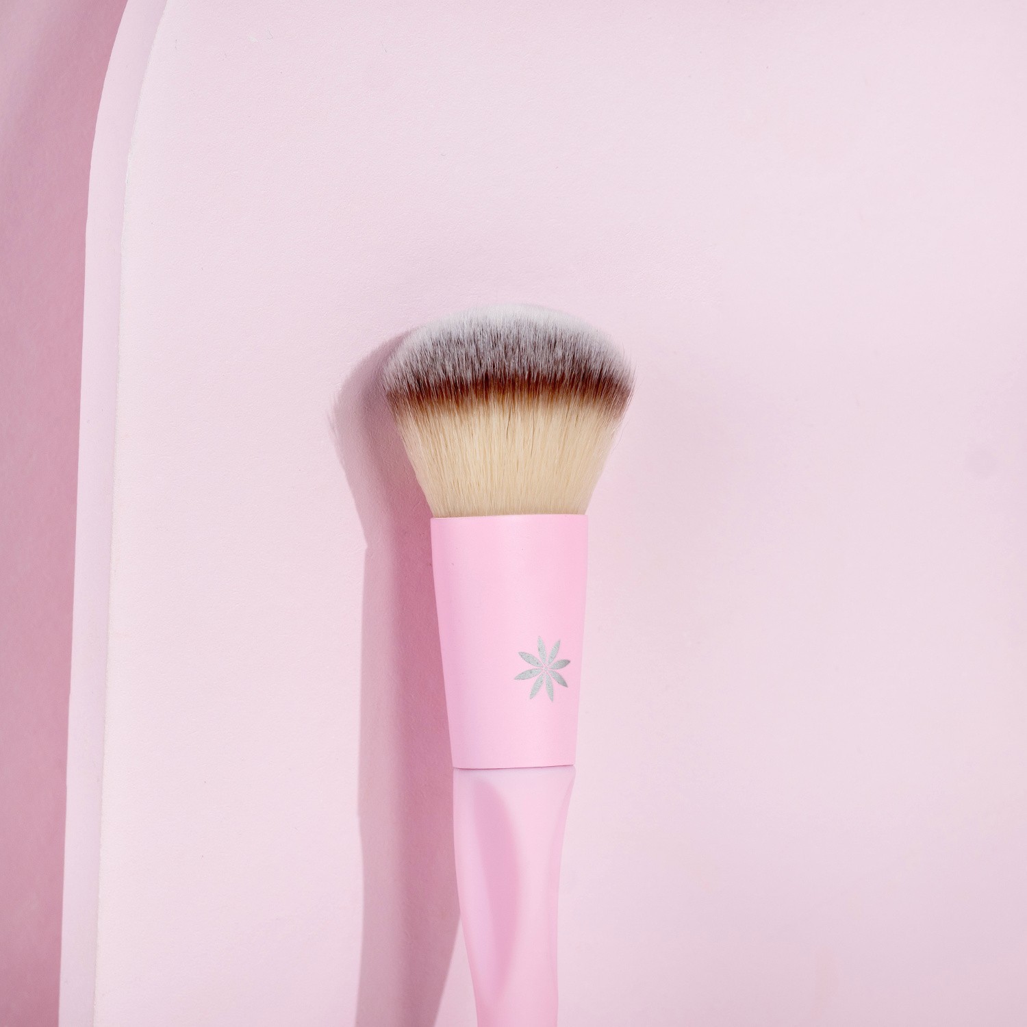 Brushworks Pinceau Contour HD Rose