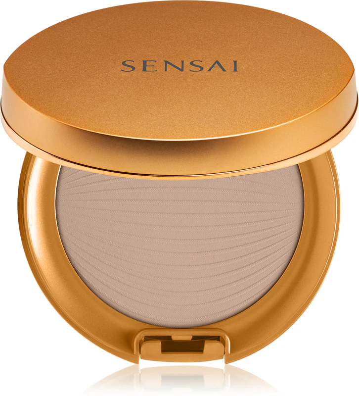 Sensai Silky Bronze Natural Veil Compact compacte poederfoundation voor een oplichtend en gladmakend effect.