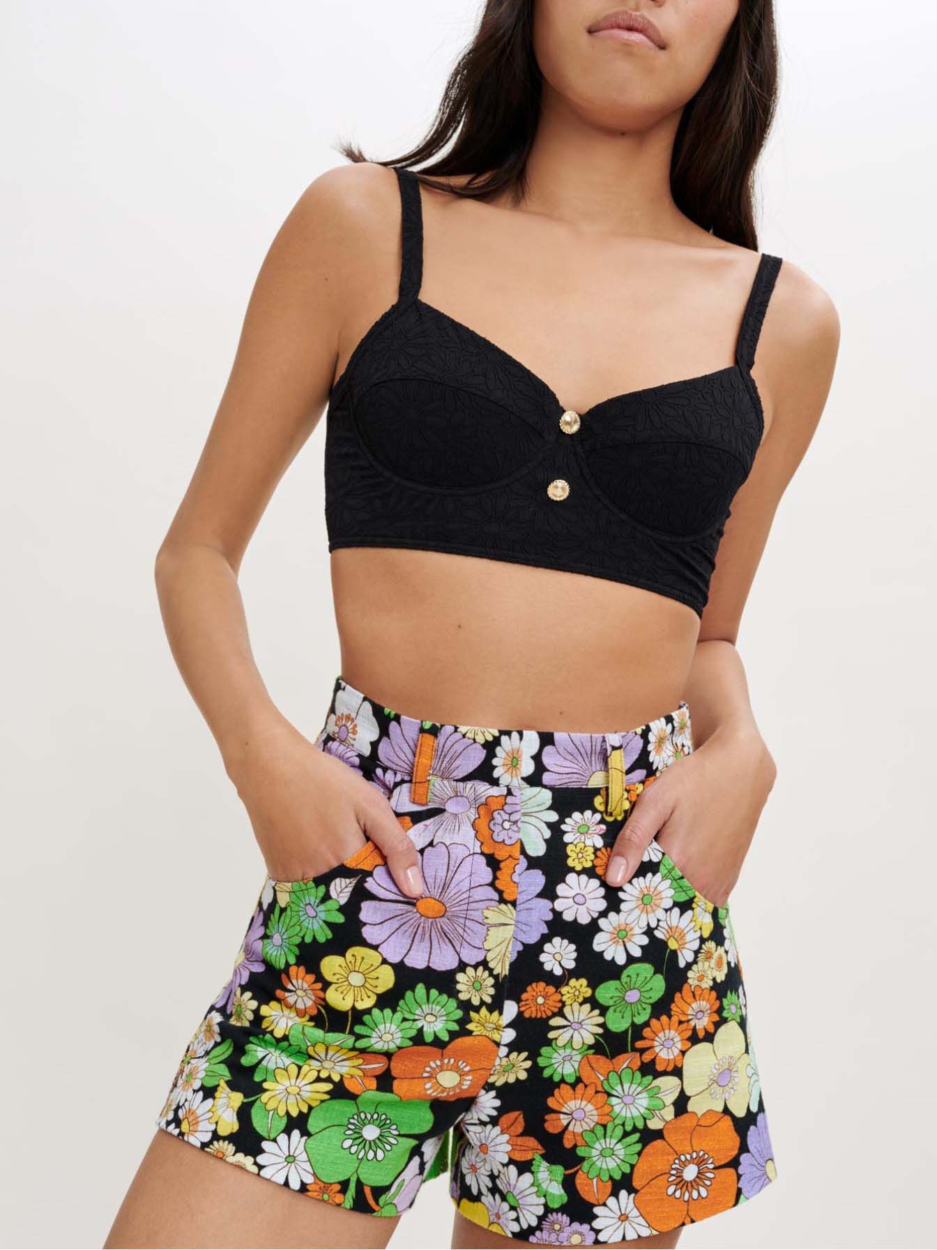 Shorts met bloemenprint - Flower power noir