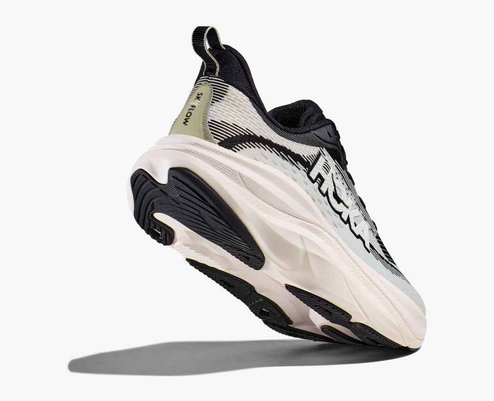 HOKA Skyflow Zwart/Wit