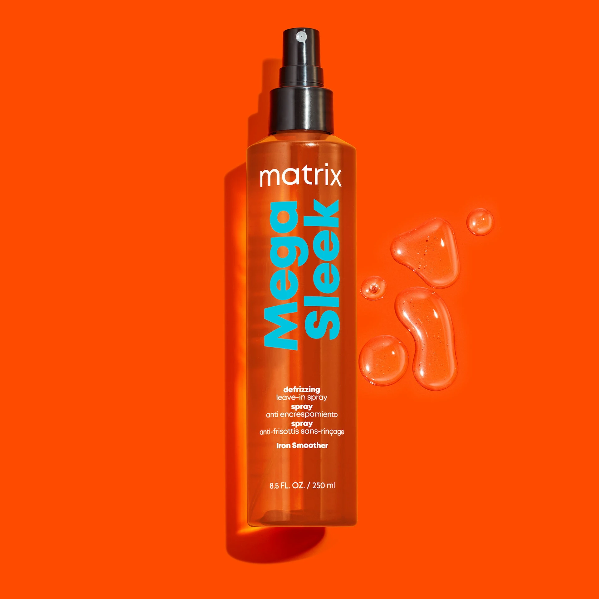 Mega Sleek Iron Smoother Defrizzing Leave-In hajspray 250 ml - Matrix