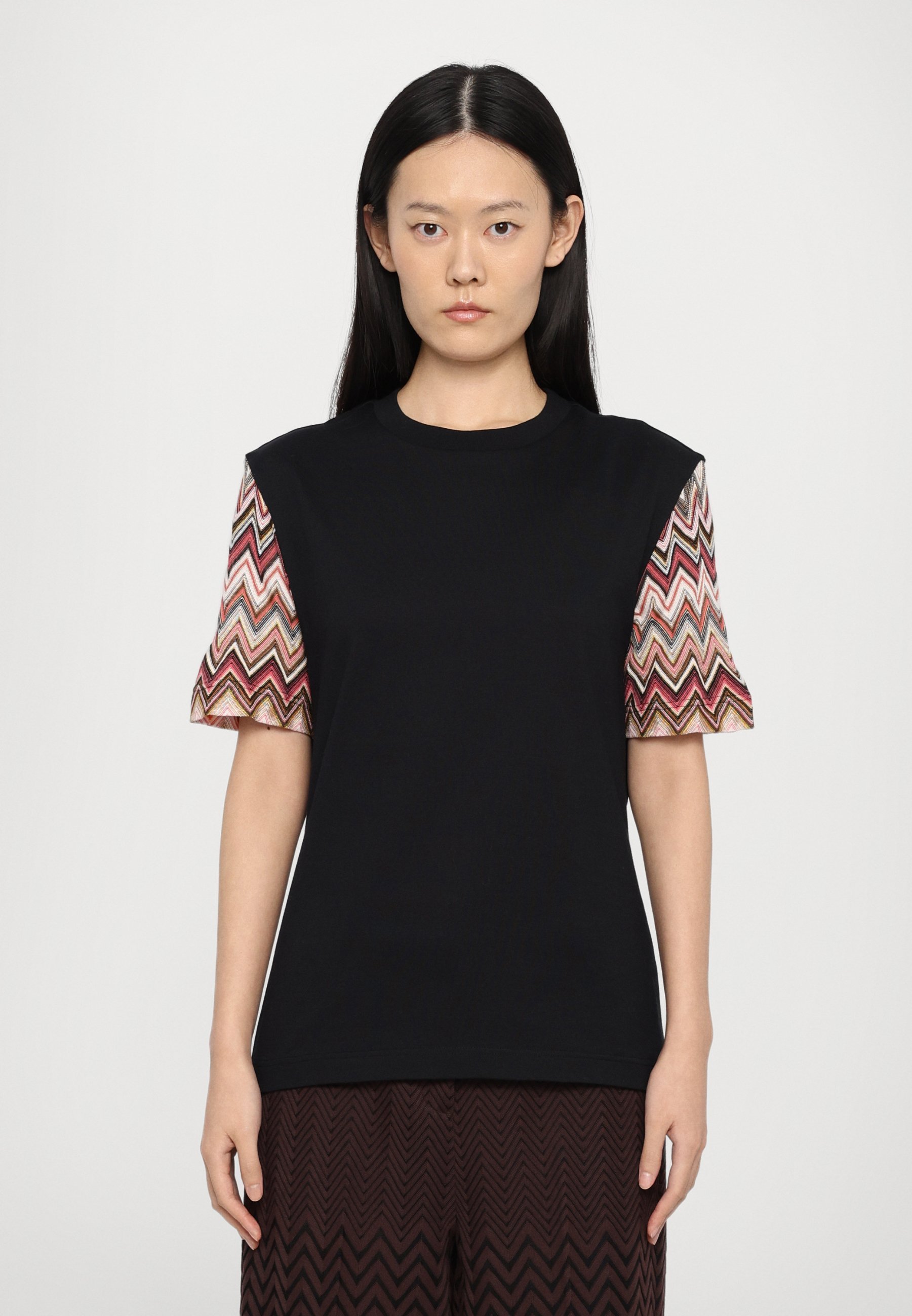 T-shirt Missoni a maniche corte con stampa - nero/rosso/rosa