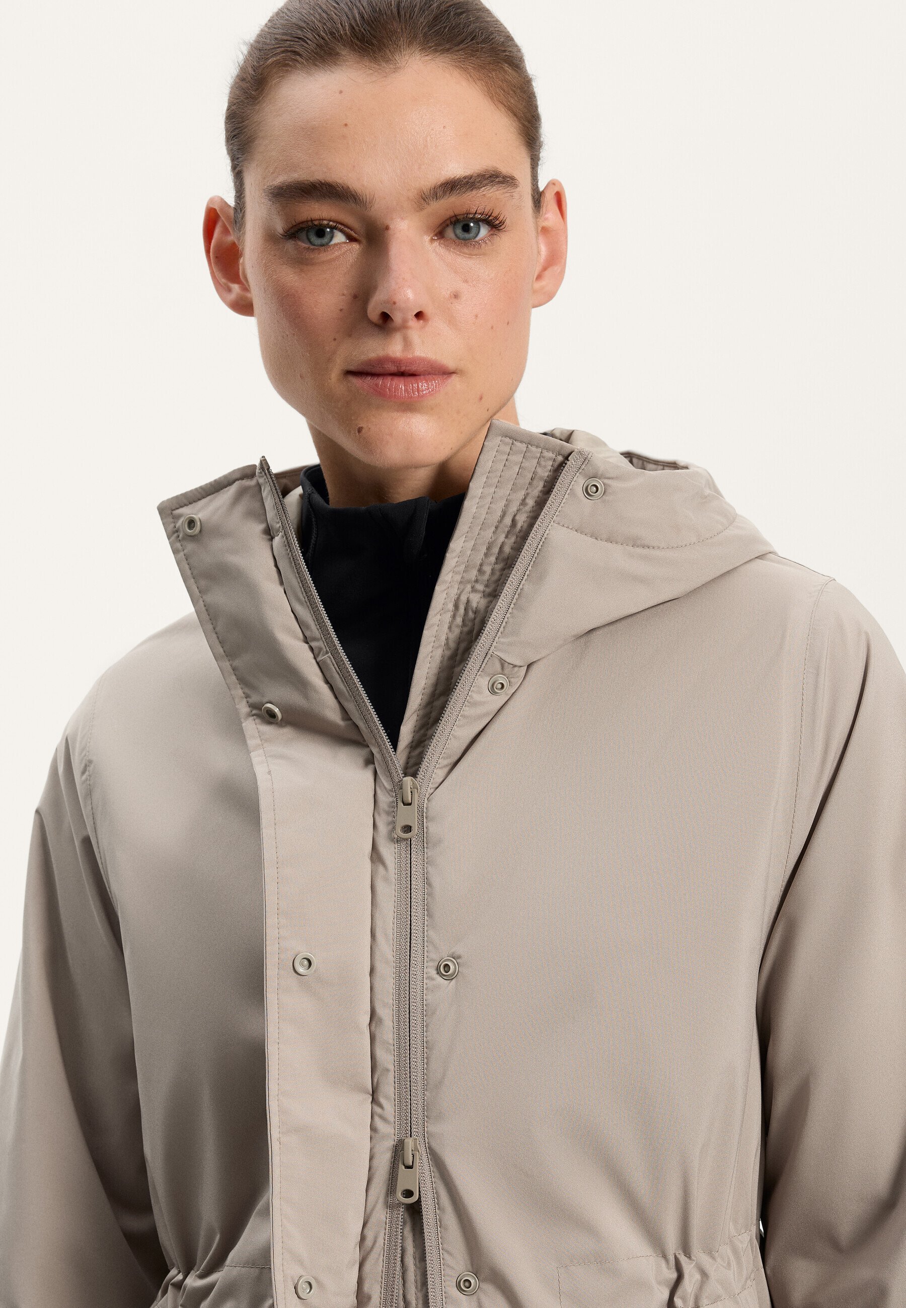 OYSHO LIGHTWEIGHT 10k THINDOWN TM WATERPROOF PADDED - Down coat - khaki