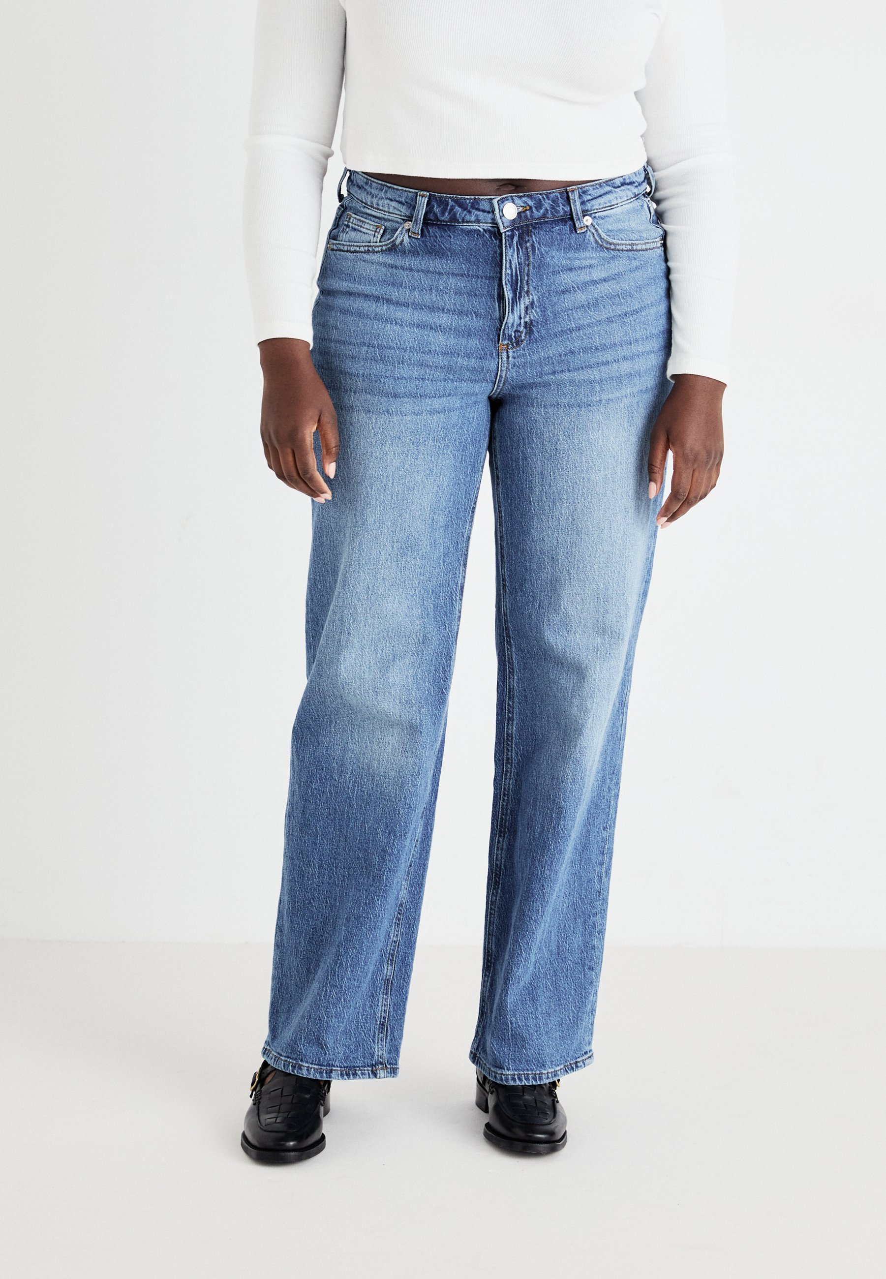 Vero Moda Curve vide ben