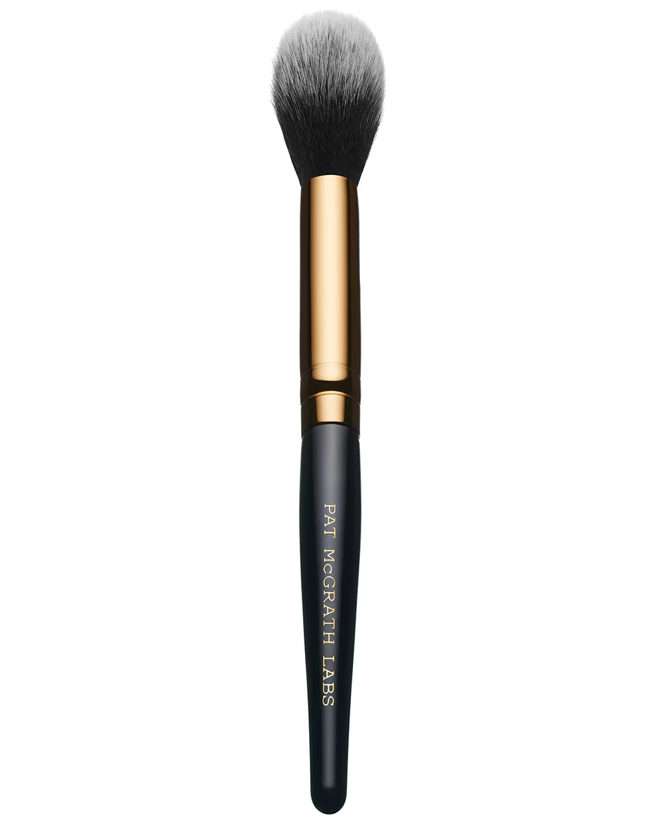 Pensulă de fard de obraz Pat McGrath Skin Fetish
