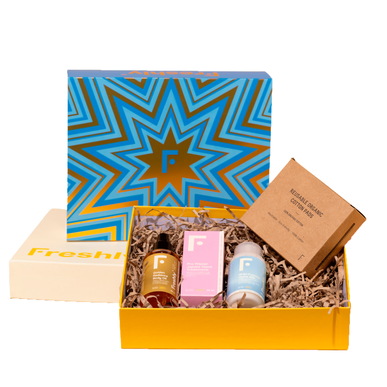 Freshly Cosmetics Essentials Deep Hydration Routine Pack -lahjasetti Vartaloöljy ja -maito sekä käsivoide 1 kpl 1 kpl