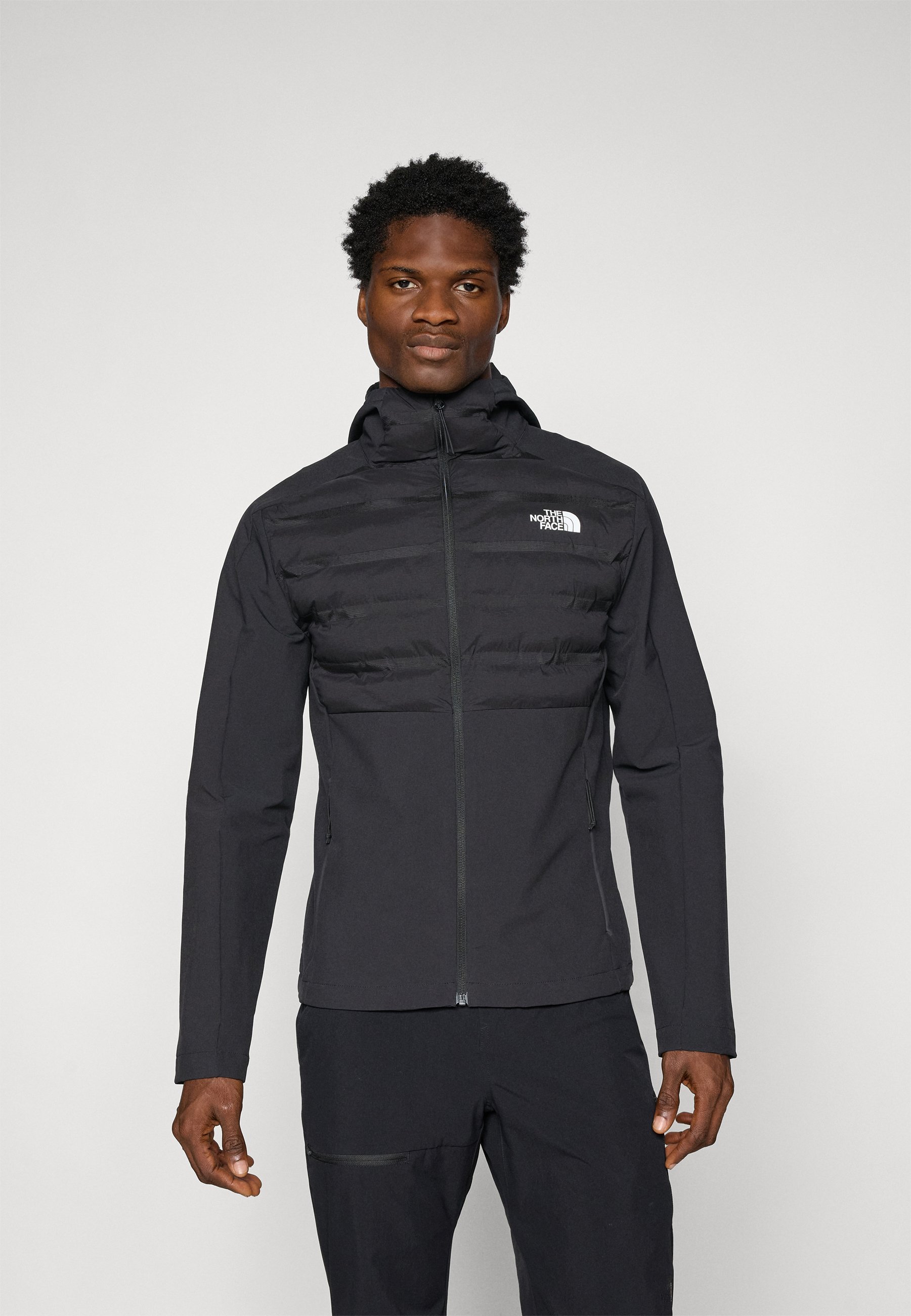 The North Face MOUNTAIN ATHLETICS CARI kapuutsiga jope - Talvejope - must