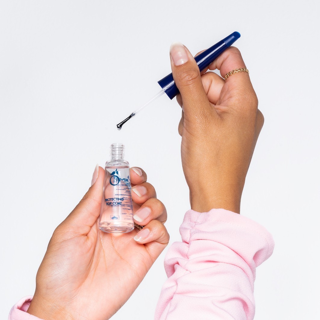 Herome Cosmetics nagu lakas roku kopšanas aizsargpārklājums - 10 ml