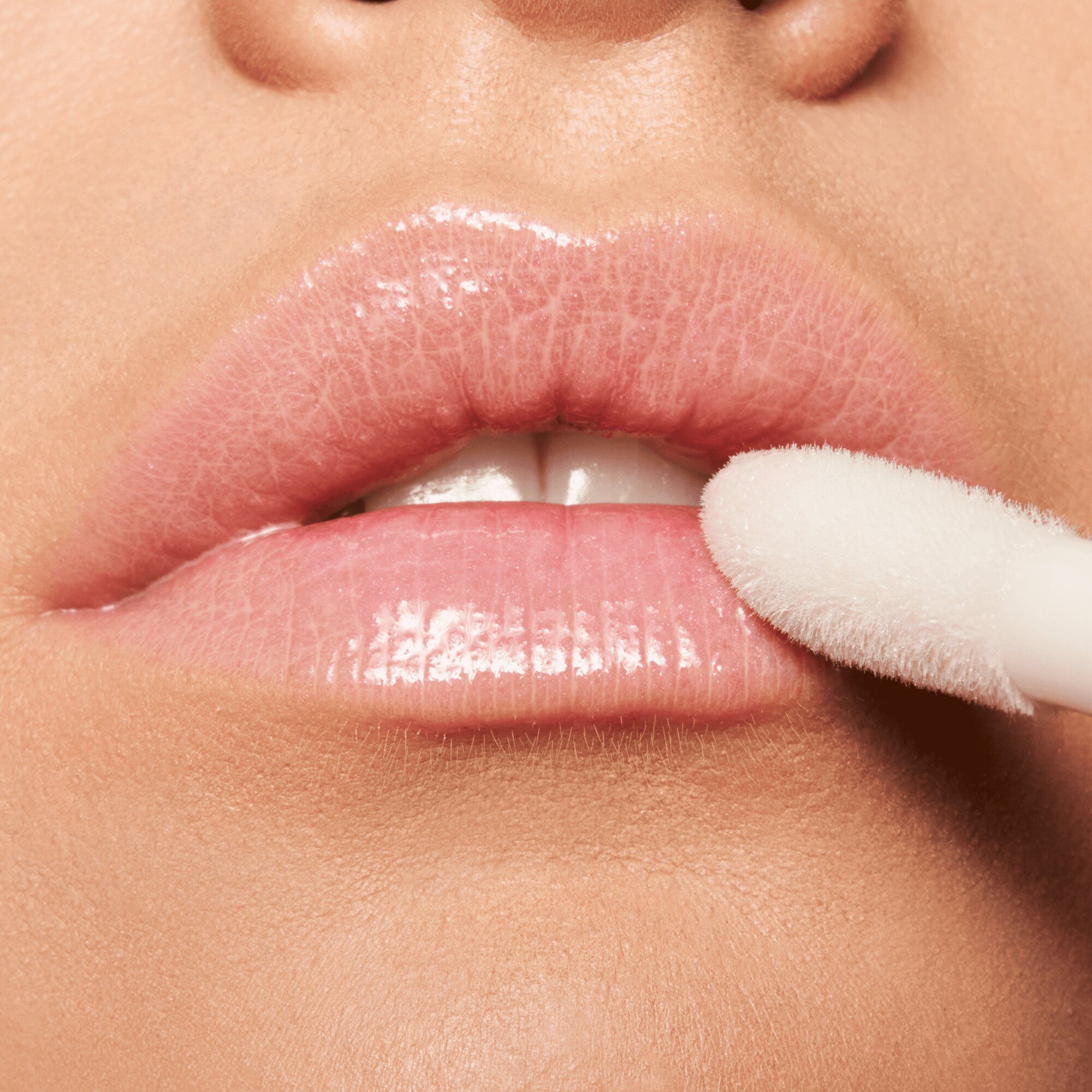 „Super Balm“ lūpų balzamas Lūpų blizgiai ir lūpų blizgiai