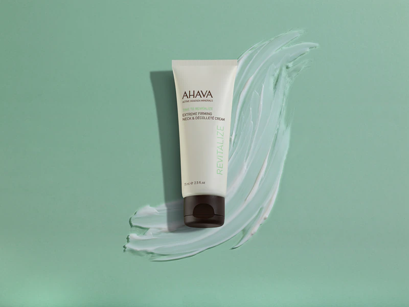 AHAVA Spevňujúci krém Time To Revitalize na krk a dekolt