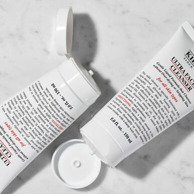 Limpiador facial espumoso suave en gel de Kiehl's Ultra Facial Cleanser para todo tipo de piel, 75 ml.