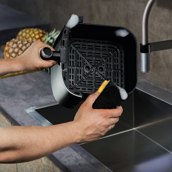 Heteluchtfriteuse met watersproeifunctie, 5 l (MD11780)