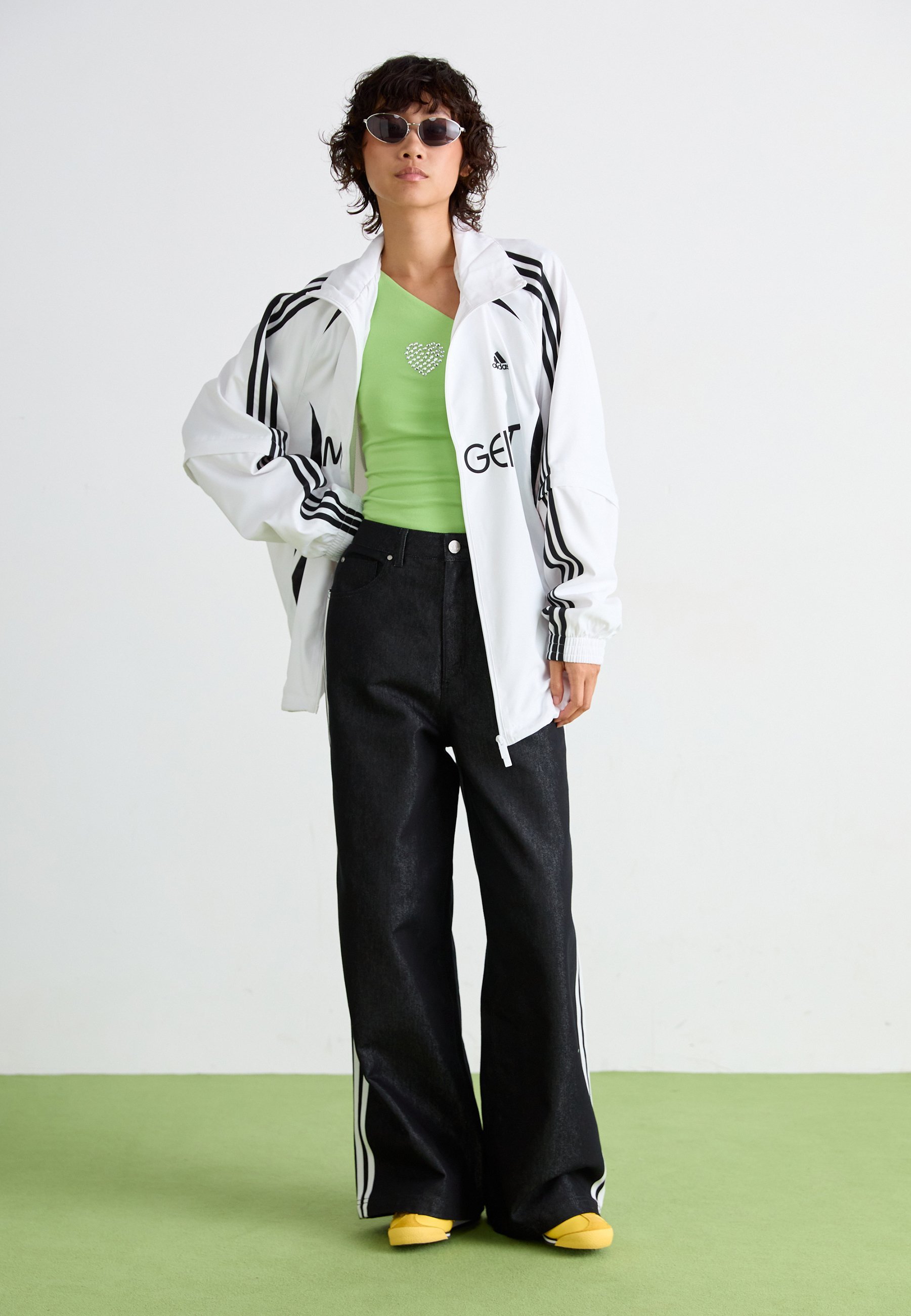 adidas Originals Leichte Jacken