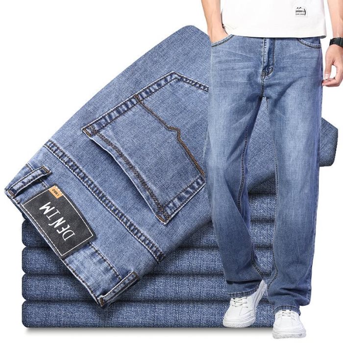 Herenbroek van een bekend merk, zomer en herfst, nieuwe blauwe rechte jeans voor heren, losse rechte broek met geavanceerde stretch, geschikt voor zakelijke, nette en casual gelegenheden.