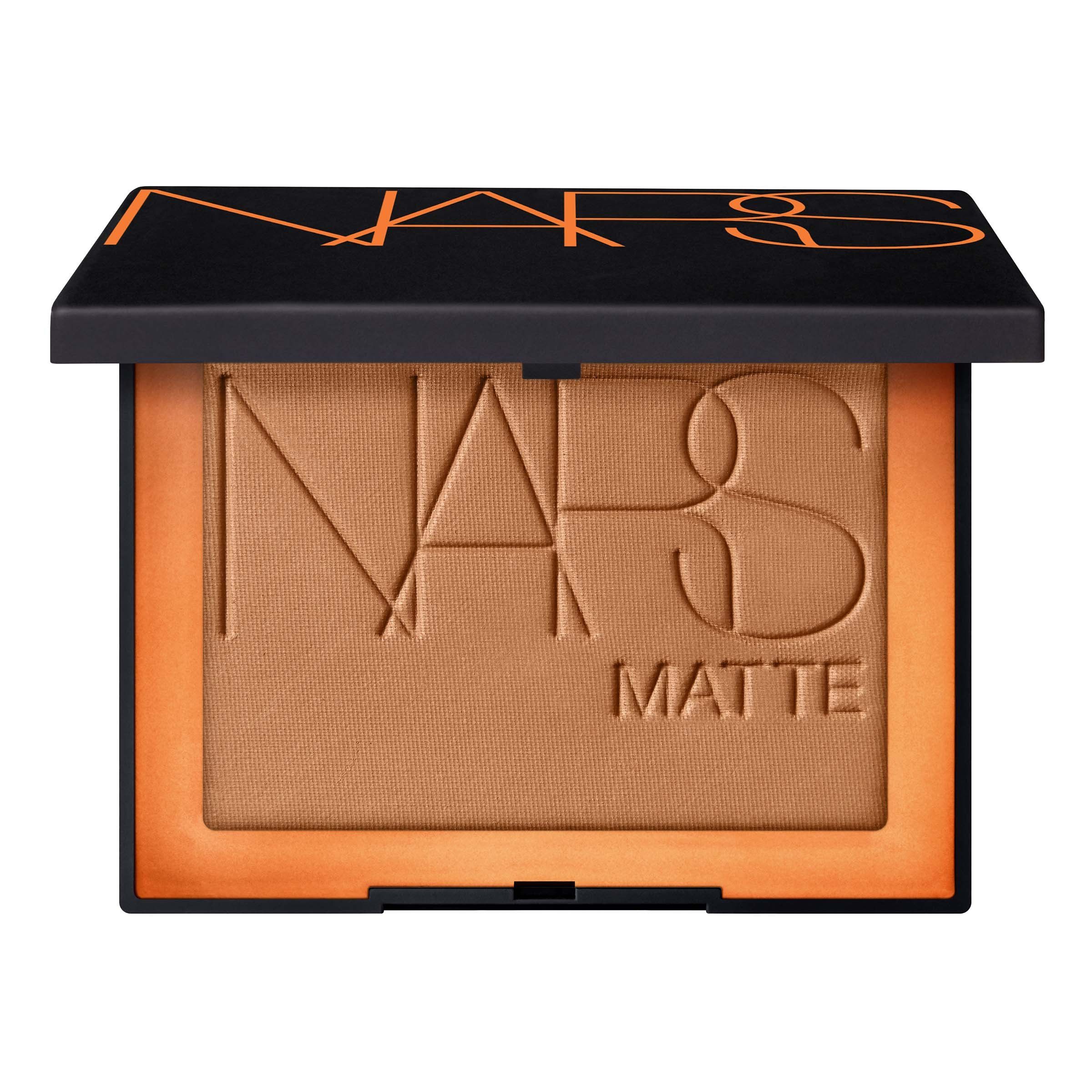 Matný bronzujúci púder Luxusné bronzery